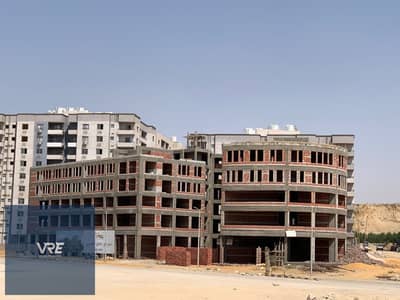 From the owner of a first-floor commercial unit with a 20% down payment, ready for viewing.