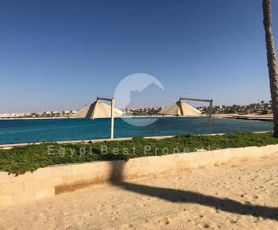 شاليه للبيع في سيزر سوديك 3 غرف للبيع في راس الحكمة تقسيط 8 سنين على بحر و لاجون
