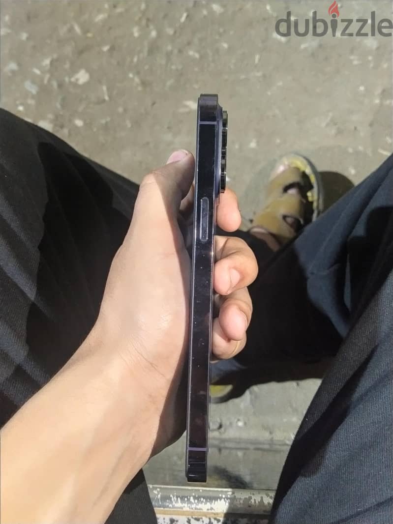 آبل - آيفون 14 برو 3