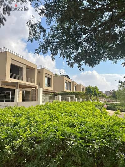 Ready to move villa in The Crown next to Golf Views and new giza