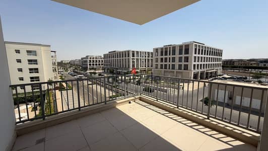 شقة فاخرة نصف مفروشة للإيجار في ميفيدا