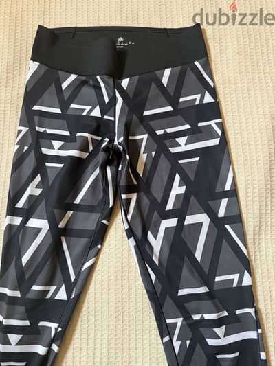 Adidas leggings
