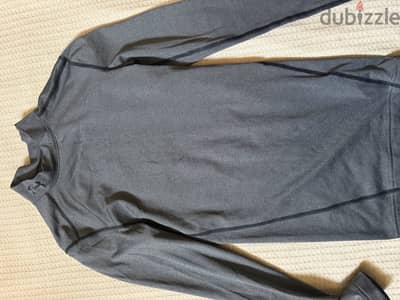 Underarmour top