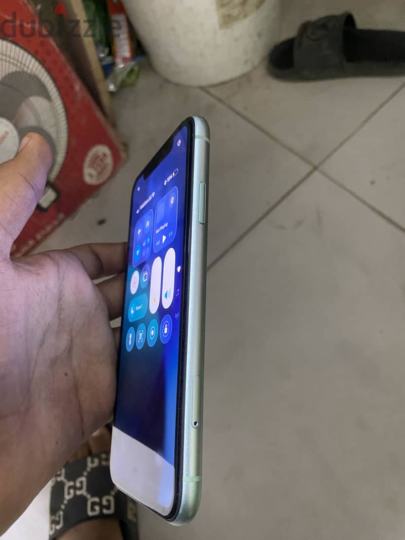 Apple - iPhone 11 2