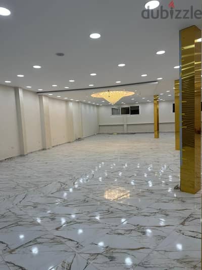 فرصه لاصحاب البرندات
