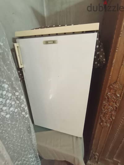 تلاجة صناعة إيطالي