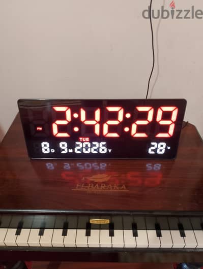 ساعة ديجيتال