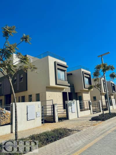 بافضل لوكيشن بحري توين هاوس للاستلام الفوري للبيع  شامل الصيانة في بالم هيلز القاهرة الجديدة Palm Hills New Cairo