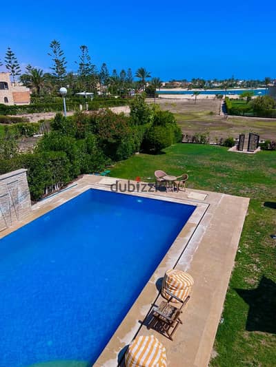 Villa in Marina first row by a basin, furnished zero at the lowest price, and there is a discount for the periods