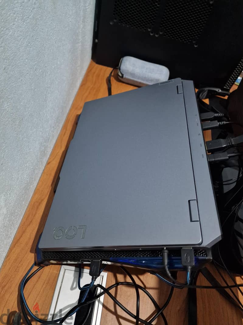 Lenovo LOQ RTX 5060 1
