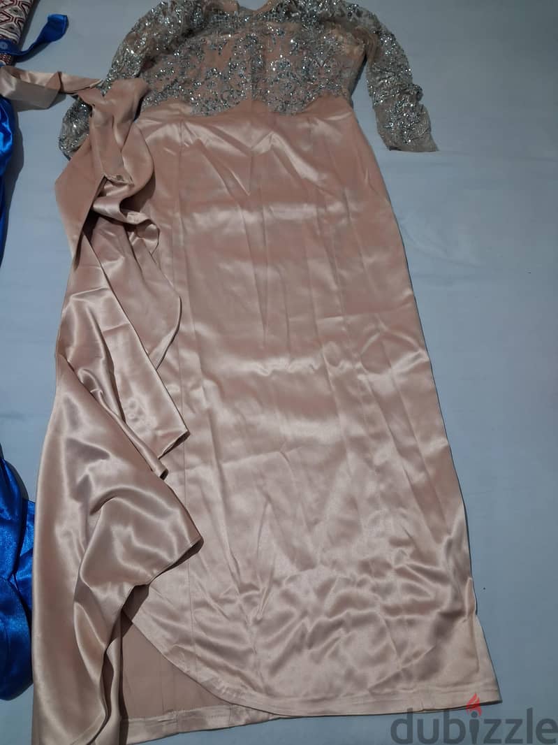 فساتين 3