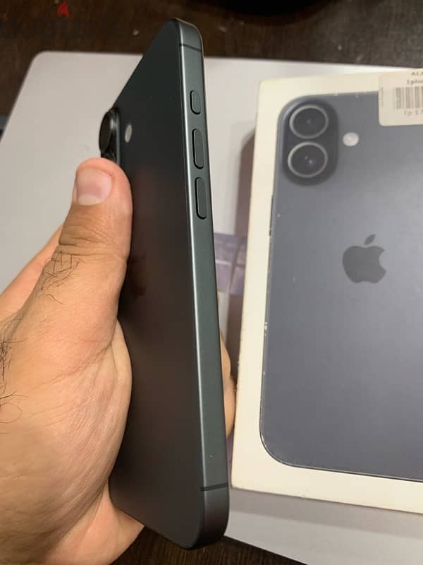 iPhone 17 1
