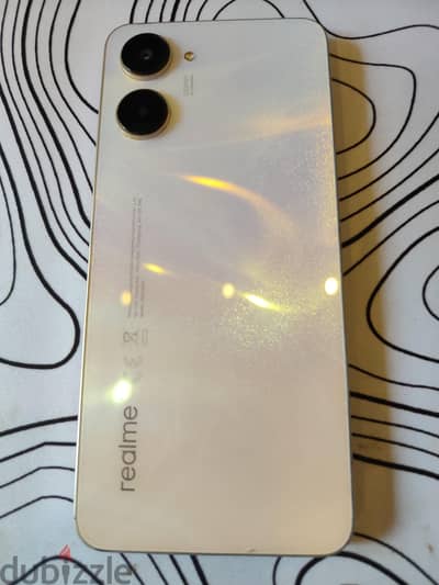 Realme 10 مستعمل نظيف للبيع