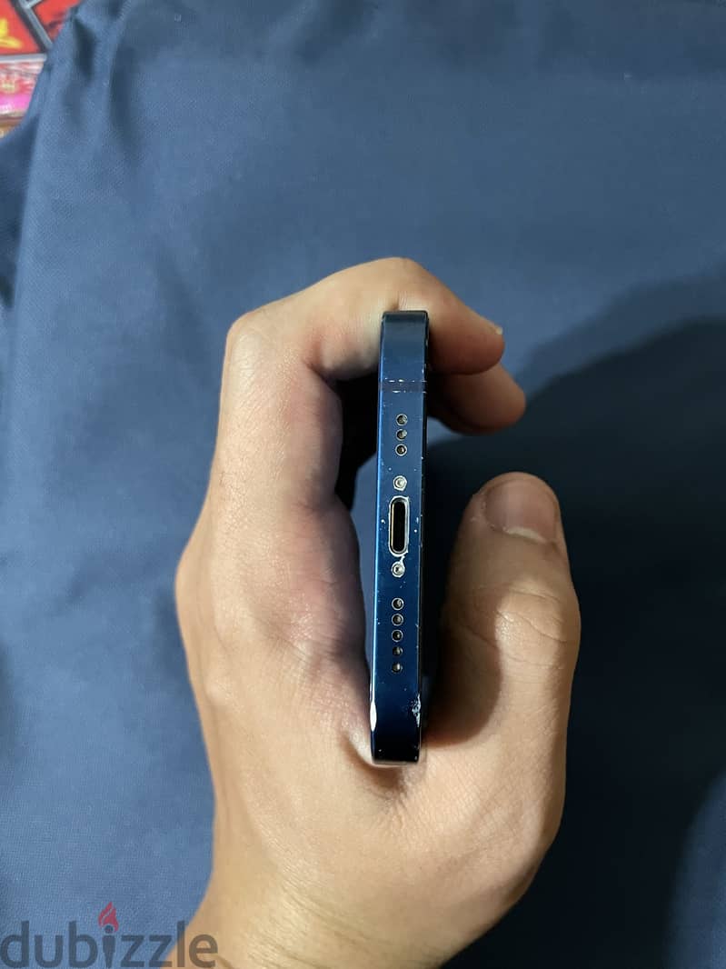 Apple - iPhone 12 6