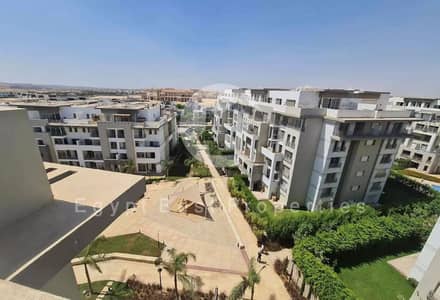 أقل سعر بنتهاوس 4 غرف دوبل فيو بمقدم 5% قسط 8 سنين للبيع هايد بارك التجمع الخامس Hyde Park New Cairo