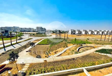 LOWEST PRICE Apartment 4BD+Nanny 8 Years Installments  For Sale in Hyde Park New Cairo