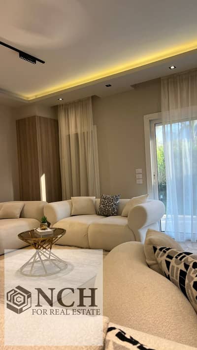 **Twin Villa فاخرة للإيجار في Hyde Park | First Use**  فرصة مميزة للإيجار داخل **Hyde Park**، Twin Villa فاخرة بمساحة مباني **290 متر مربع**