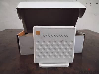هذا راوتر ZTE ZXHN H168N VDSL الخاص ببراند Orange