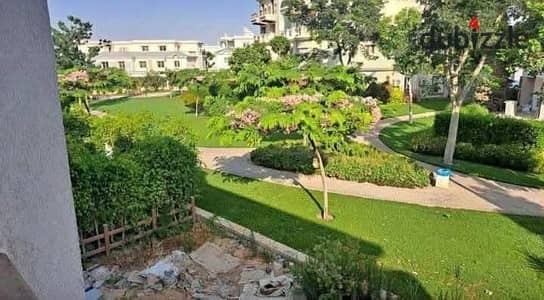 Villa Stand Alwan distinguished for rent in Compound Moutain View 4 _ 6 October