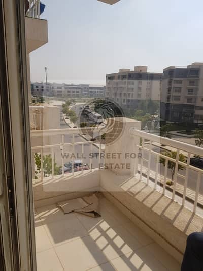 شقه 116م للبيع في B10 فيو شارع رئيسي بجوار مول all seasons park مباشره - بجوار العاصمه الاداريه ومستقبل سيتي والشروق