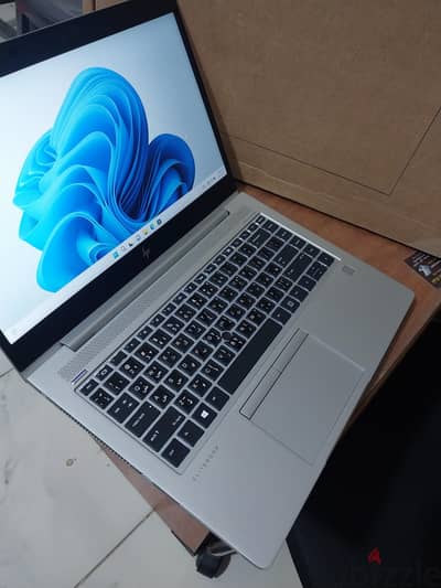 hp elitebook 745 G5 بحالة الزيرو