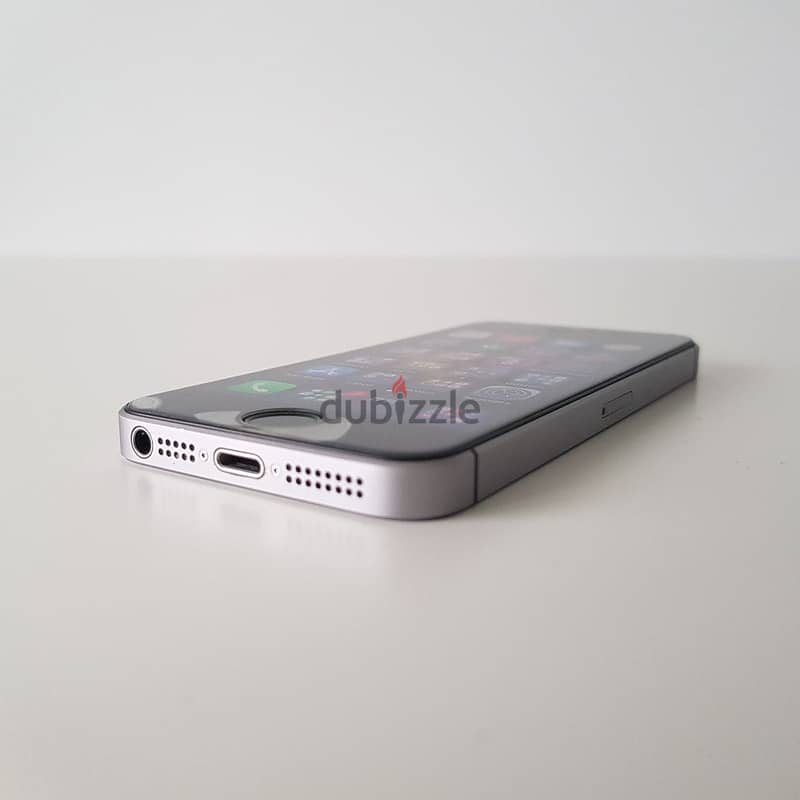 Apple - iPhone SE 2