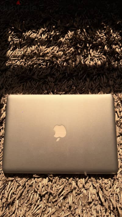 Macbook Pro i5 16GB Ram 1TB