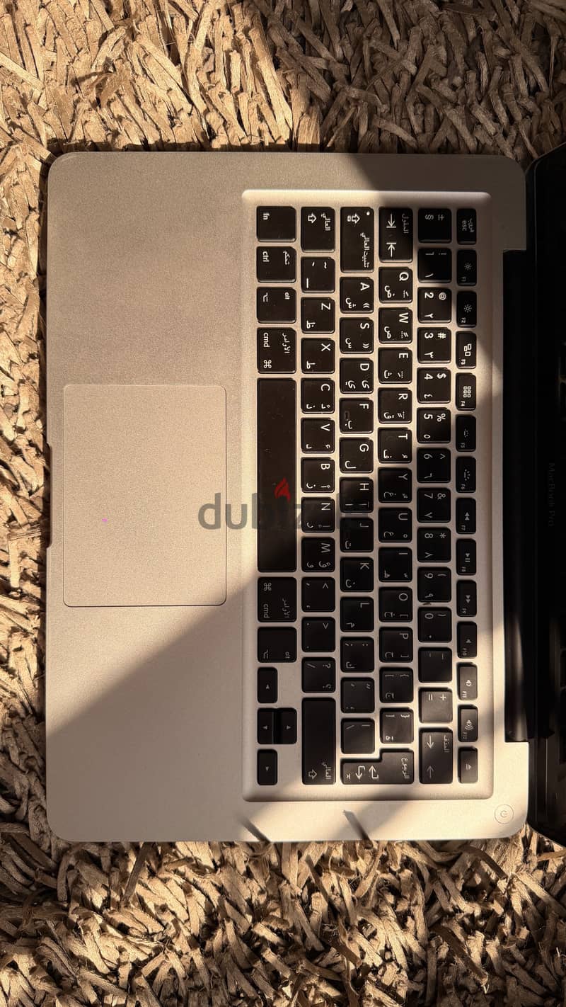 Macbook Pro i5 16GB Ram 1TB 1
