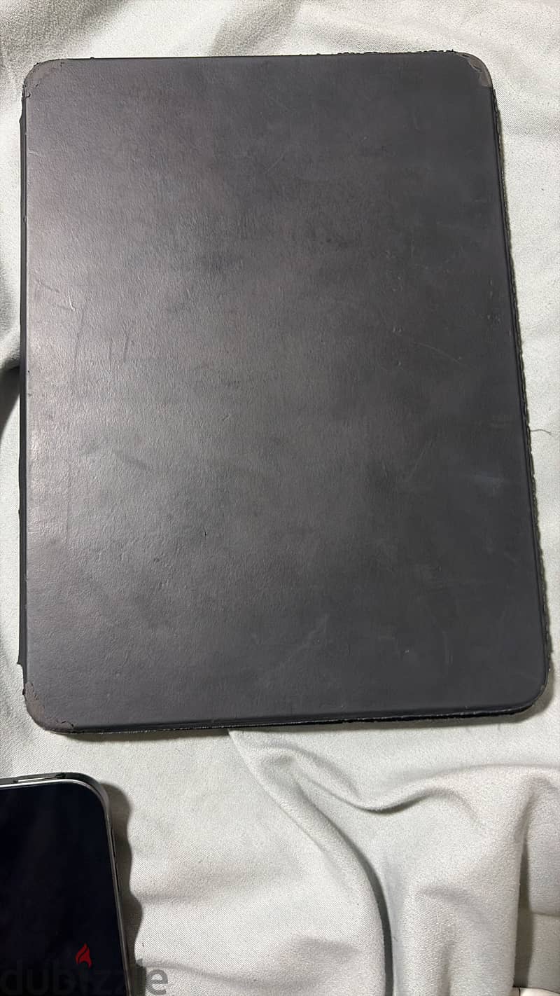 ipad air 5th generation with apple pencil and keyboard 2