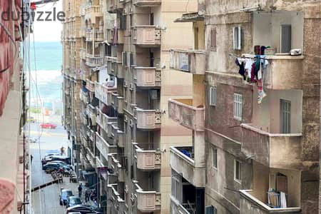 شقة  للبيع 150م العصافرة - بالقرب من البحر