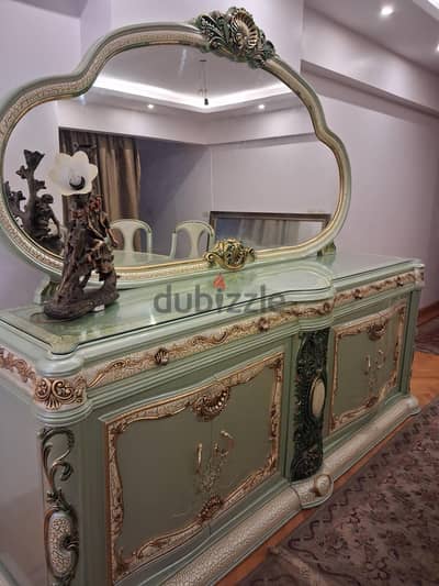 سفرة 8 كرسي وبوفيه بمراية خشب زان دوكو|Classic Dining Room Set