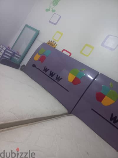 حجرة اطفال ممتازة ٢ سرير بالمراتب والملل روعه