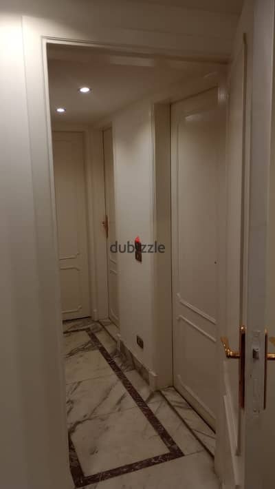 Office for rent branching from Sherif Street