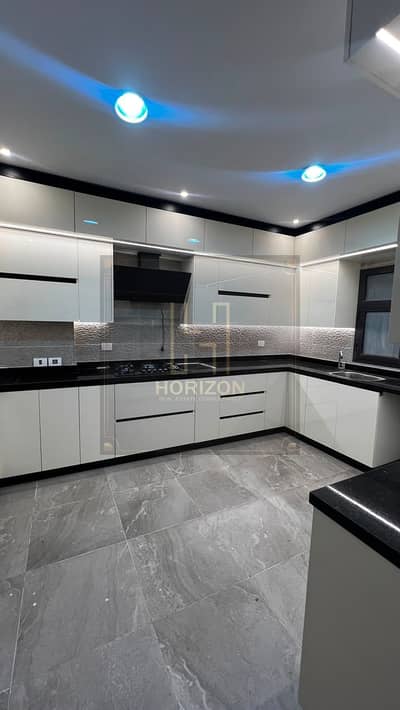 شقة 178م نص مفروش ايجار كمبوند فيفث سكوير المراسم التجمع الخامس Apartment rent Fifth Square Marasem