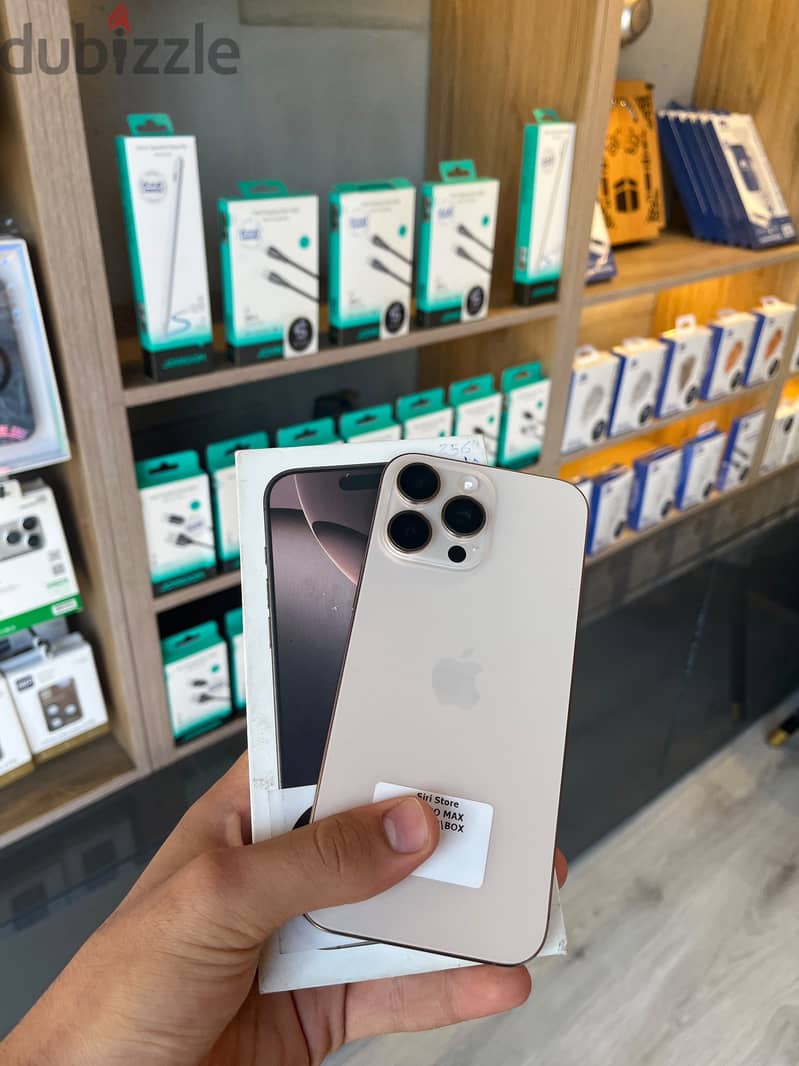 Apple - iPhone 16 Pro Max 3