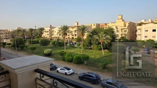 Violet 9 near the Mohamed Naguib axis View Garden
