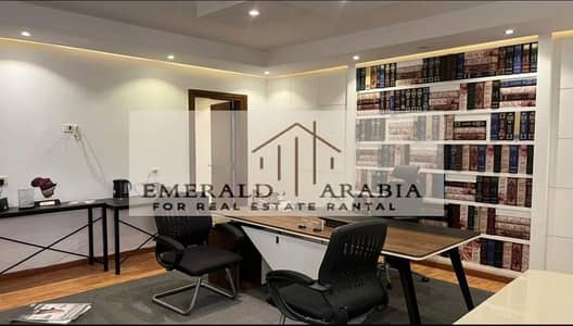 مكتب للإيجار مكيف بالكامل في قلب المعادي مجهز بالكامل ready to move