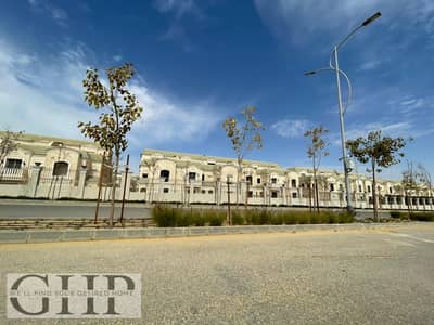 للاستلام الفوري دوبلكس رووف للبيع بافضل موقع في لافينيرالمستقبل سيتي L'Avenir Mostakbal City
