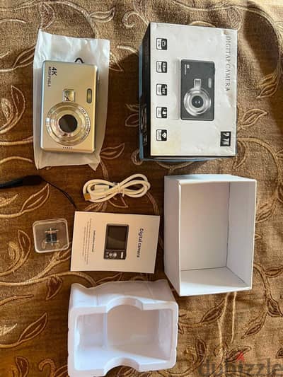 Camera Compact Digital