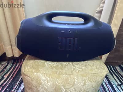 JBL Boombox 4
