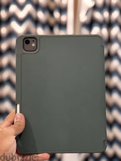 iPad Pro 11 M4 256GB Cellular + Apple Pencil (كسر زيرو)