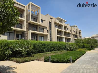 معايا  شقه  بروف ريسيل  للبيع  في  كومبوند  فيفث  سكوير متشطبه   بالتكيفات  باقل سعر في الماركت علي المفتاح