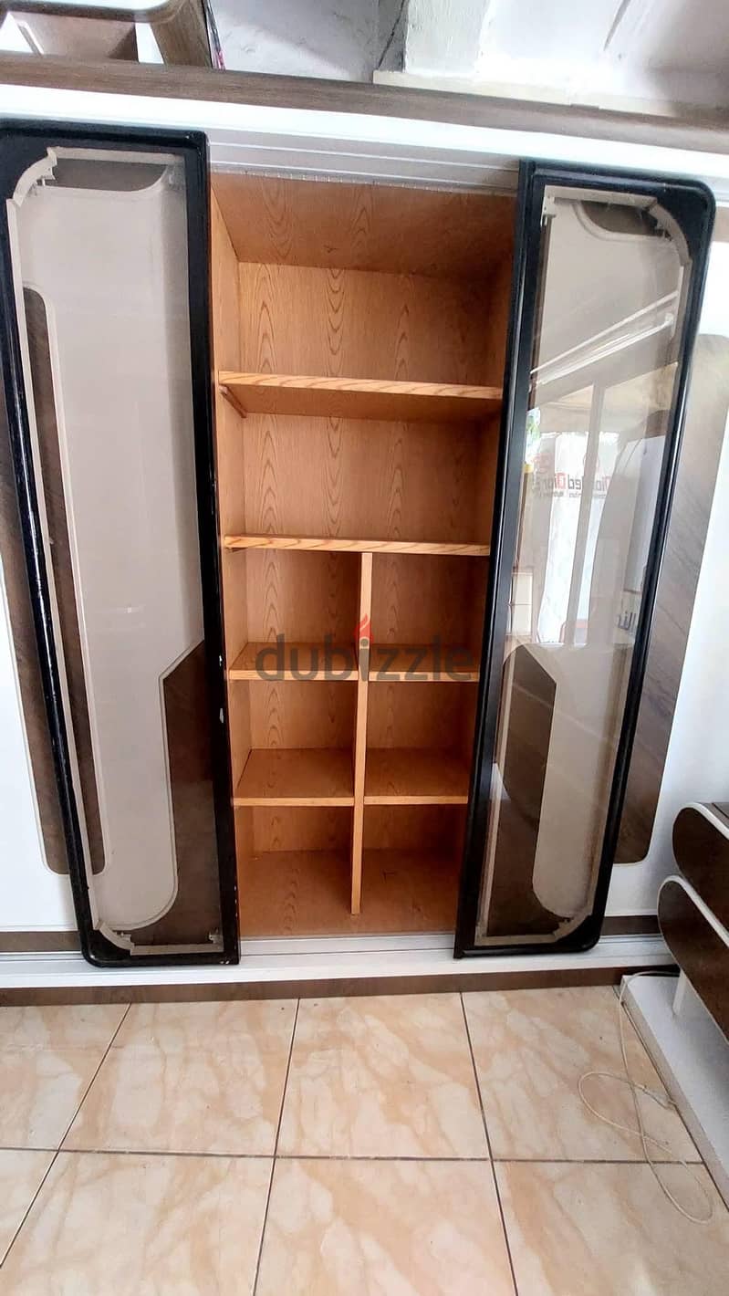 غرفة نوم دريسنج 2