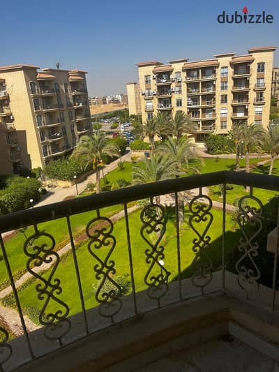 شقه للايجار في الرحاب اول سكن فيو جاردن وشارع بالقرب من السوق الشرقي 224 متر