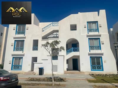Ground Floor Chalet 132M with Garden for Sale in Mountain View Ras El Hekma – Crete Phase - Fully Finished - Lagoon Access - Ready for Viewing . . . . . . .