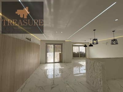 شقة مع جاردن مطبخ وتكييفات للبيع في ستون ريزيدنس - القاهره الجديده - Stone Residence - new cairo