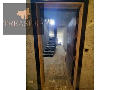 بنتهاوس للبيع في جاليريا مون فالي