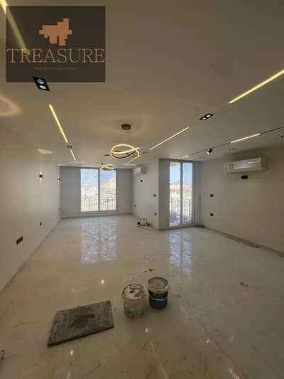 semi furnished Apartment for rent in Taj City