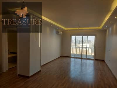 Studio with Kitchen + ACs for sale in Hyde Park - new cairo