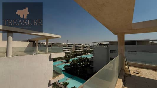 Penthouse with private pool for sale in Lake View Residence  - new cairo